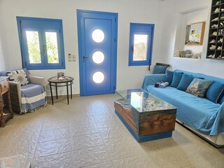 Livingarea with Smart TV