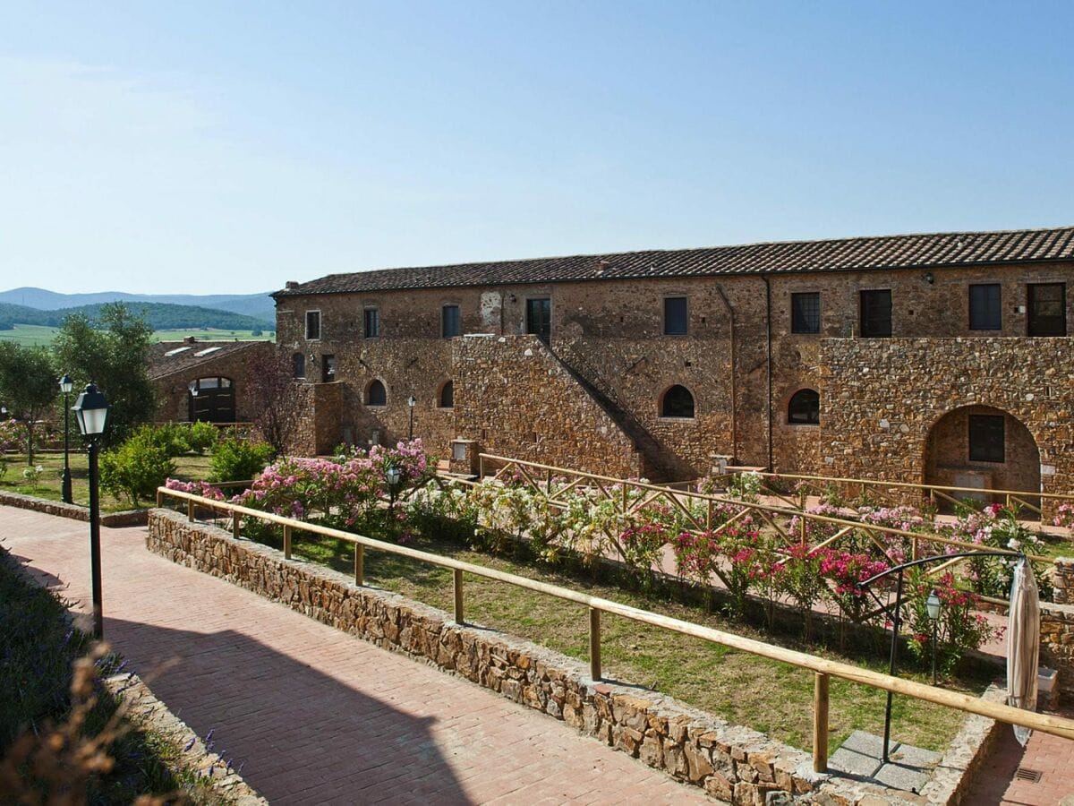 Parc de vacances Suvereto Enregistrement extérieur 1