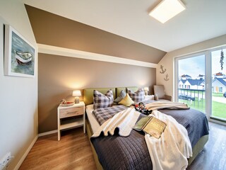 Schlafzimmer mit 2 Betten auch als Einzelbett zu stellen