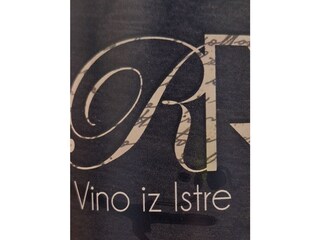 LOGO OF VINE