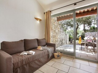 Holiday park Gordes Features 14