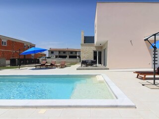 Villa Gogo with private pool