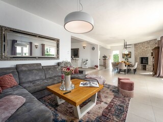 Villa Kastelir Features 26
