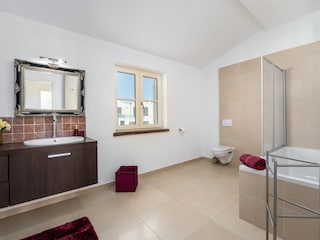 Villa Kastelir Features 37