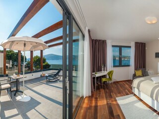 Villa More