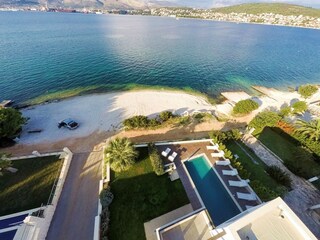 Villa More
