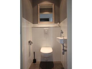 Second toilet holiday house N0.1 Puik en Duin
