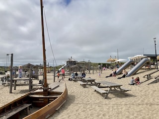 Playground and restaurant Nederzandt