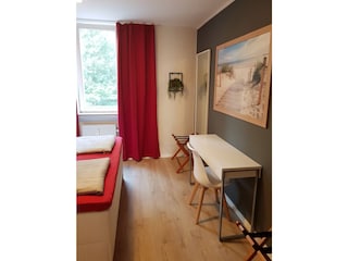 Helles, gemütliches  Schlafzimmer