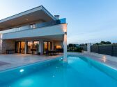 Villa Porec Buitenaudio-opname 1