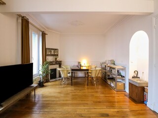 Apartment Paris Features 20