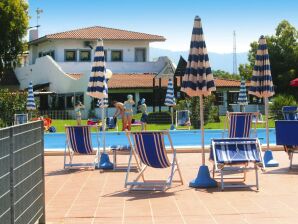 Parque de vacaciones Casa móvil en Sarzana con terraza - ameglia - image1