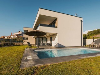 Villa Kastelir Außenaufnahme 9