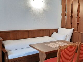 Vierbettzimmer - 2 Einzelbetten