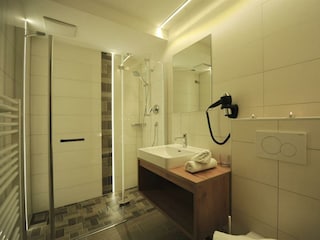 Almrausch_Feratel_FW_Idjoch_Badezimmer_1
