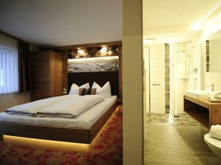 FW Idjoch Doppelzimmer/Badezimmer