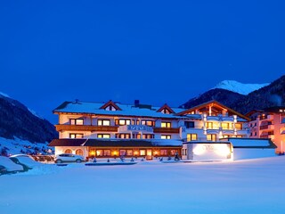 Hotel I
