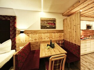 Almrausch_Feratel_Fimba_EssbereichKuche