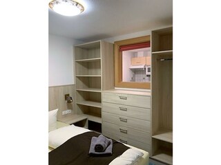 TOP 1 Schlafzimmer rechts_NEU