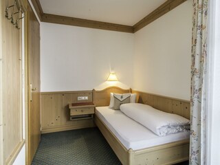 Nr. 2+5 Einzelzimmer