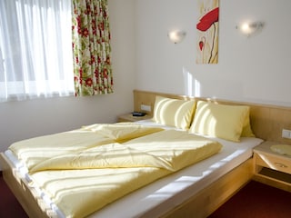 Schlafzimmer Apartment 2
