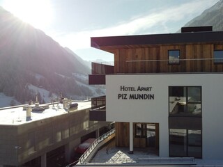 Hotel-Ostansicht
