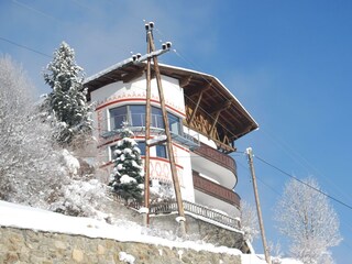 Haus im Winter
