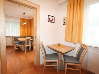 Blick von der Küche ins Wohnzimmer - Kopie