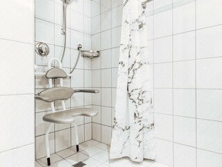 Zimalis_barrierefrei_Appartement_Sarah2_Bad_Galtür