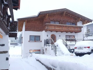 3908-2184-max.jpg Winterfoto Haus