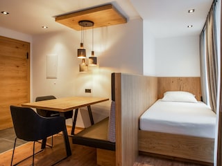 Bettnische und Essbereich