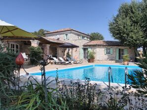 Rustic villa Karim with pool in Poreč - Ladrovići - image1