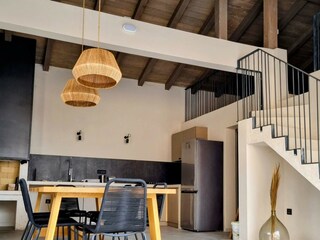 Villa Jakovici Características 12