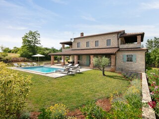 Villa Rajki Entorno 23