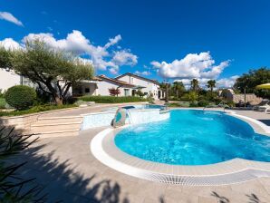 Villa per famiglie Filton con wellness a Vižinada