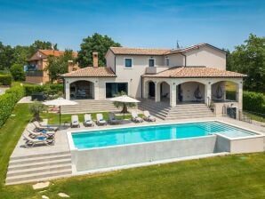 Villa familiale avec piscine à Vižinada - Lašići - image1