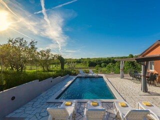 Villa Juricani Buitenaudio-opname 6