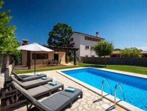 Villa Casa Bastiani with pool and grill in Buje - Buje - image1