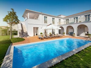 Rustic villa Luna with pool and grill in Poreč - Vabriga - image1