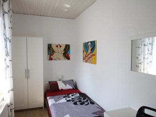 Schlafzimmer "Modern Art" im Erdgeschoss