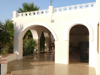 Finca Cartagena Outdoor Recording 3