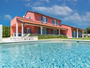 Holiday house Luxury Villa Rainis Hill Top with pool in Grožnjan - Oprtalj - image1