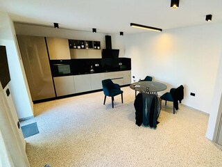 Villa Jadruhi Caratteristiche 11