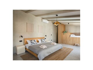 Villa Jadruhi Caratteristiche 19