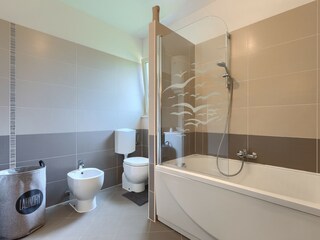 Villa Jakovici Caratteristiche 28