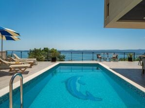 Seaview Villa Matea with 4 en-suite Bedrooms, Whirlpool, Sauna, Private pool - Lokva Rogoznica - image1