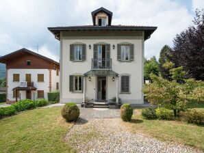 Einladende Villa in Lanzo d "Intelvi mit Bibliothek und Garten - Gandria - image1