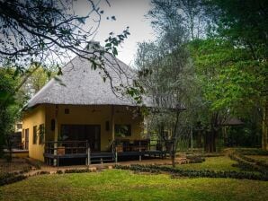 Holiday house 6-person villa at Kruger Park entrance - South Africa - image1