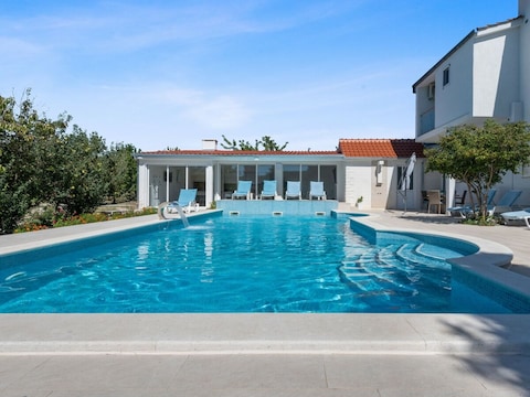 Villa Almas with Heated Pool - Villa Almas with Private Heated Pool