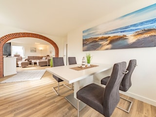 Wohn- und Esszimmer
